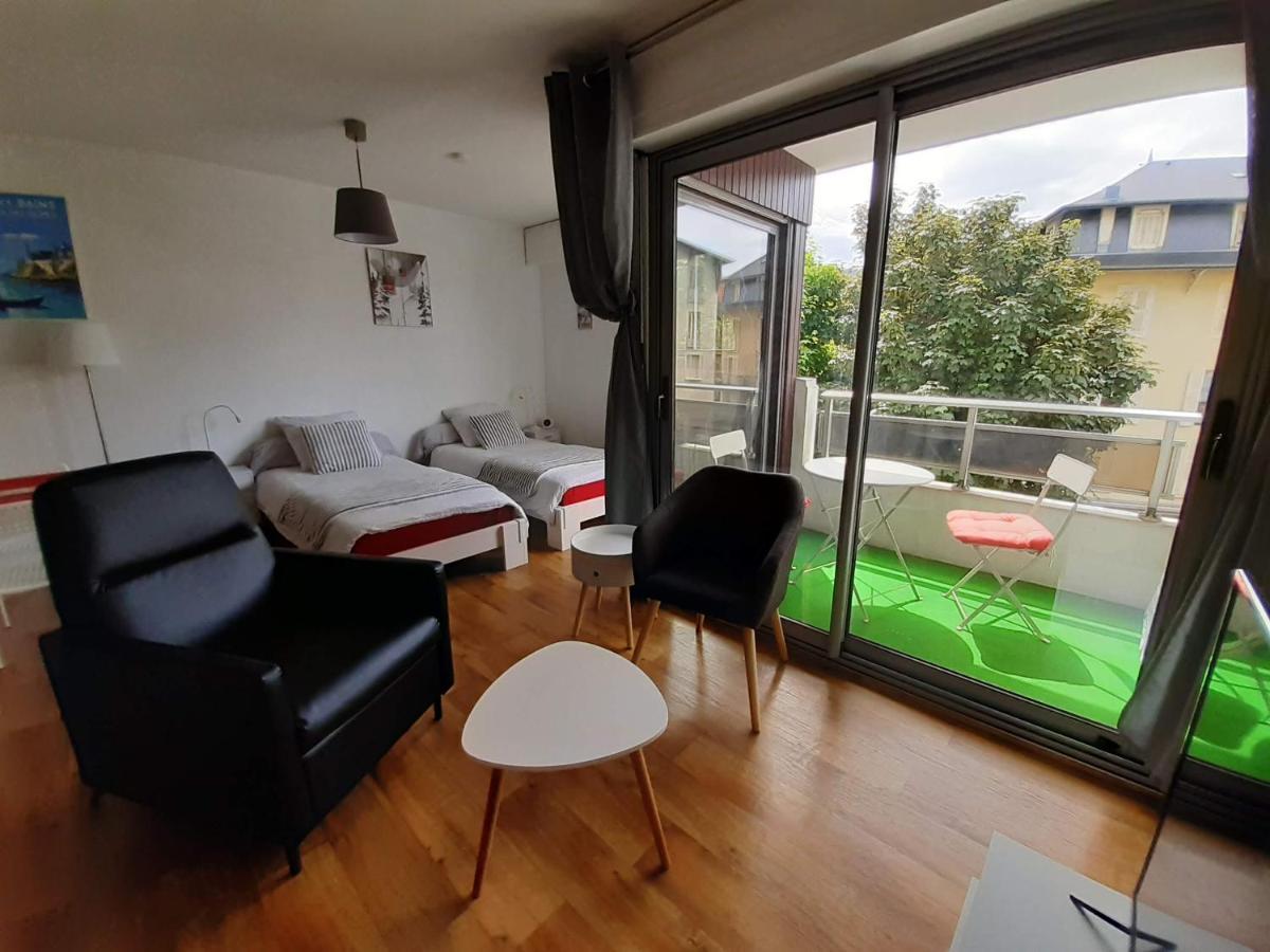 Studio Calme Renove Parking Proche Centre Et Thermes Екс ле Бен Екстериор снимка