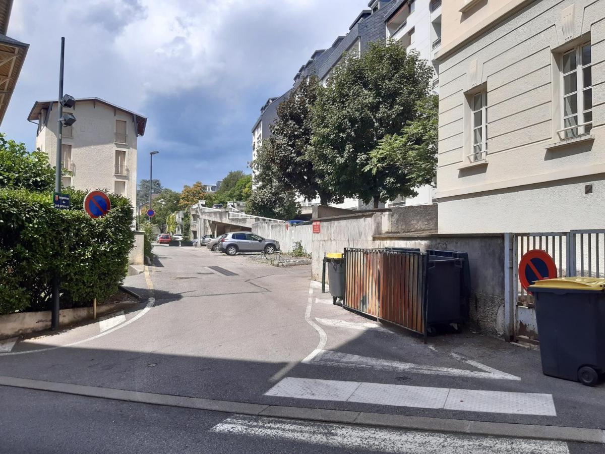 Studio Calme Renove Parking Proche Centre Et Thermes Екс ле Бен Екстериор снимка