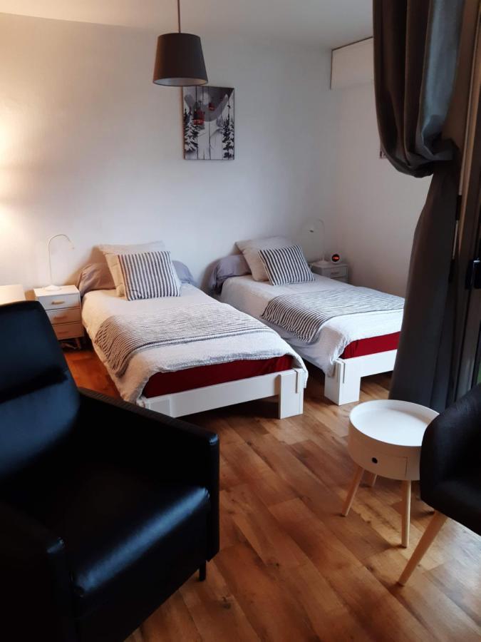 Studio Calme Renove Parking Proche Centre Et Thermes Екс ле Бен Екстериор снимка